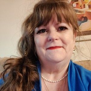 Meet your Posher, Caryll-lynn